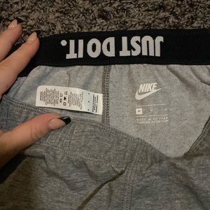 Women’s Nike leggings